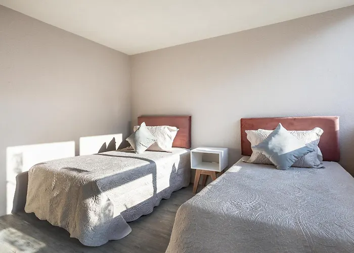 Apartment Stylish 2br In Roma - Parking- Wifi- Sleeps 6 *